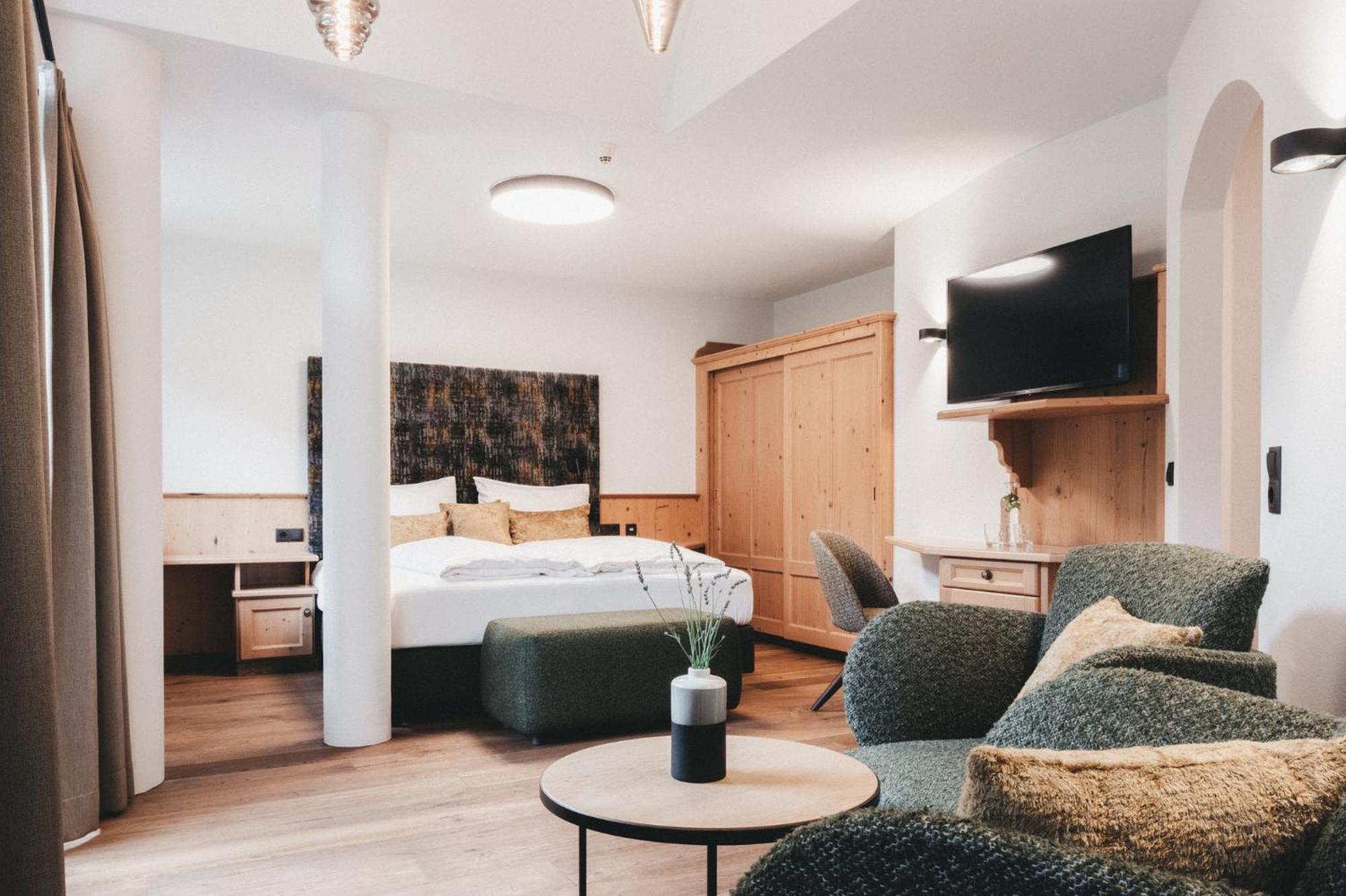 Hotel Tirolerhof 4 Sterne Superior Тукс Екстериор снимка
